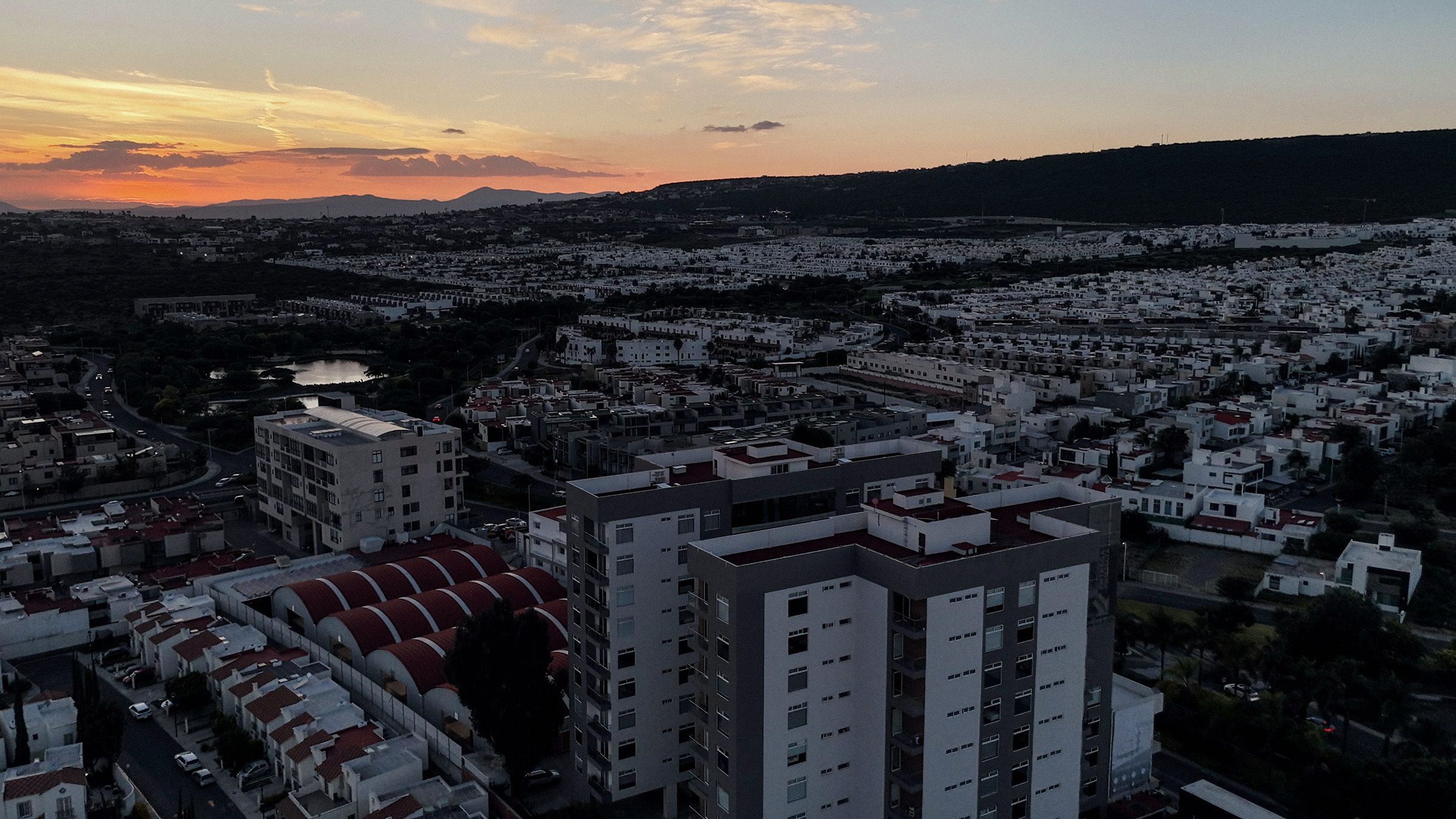 Las torres al atardecer